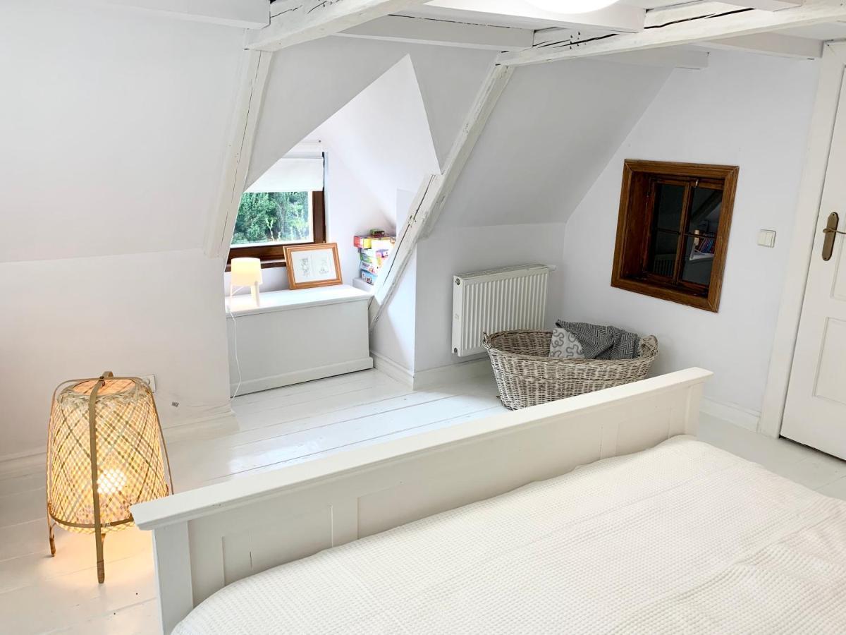 Za Rozowymi Drzwiami Villa Jelenia Gora Ngoại thất bức ảnh
