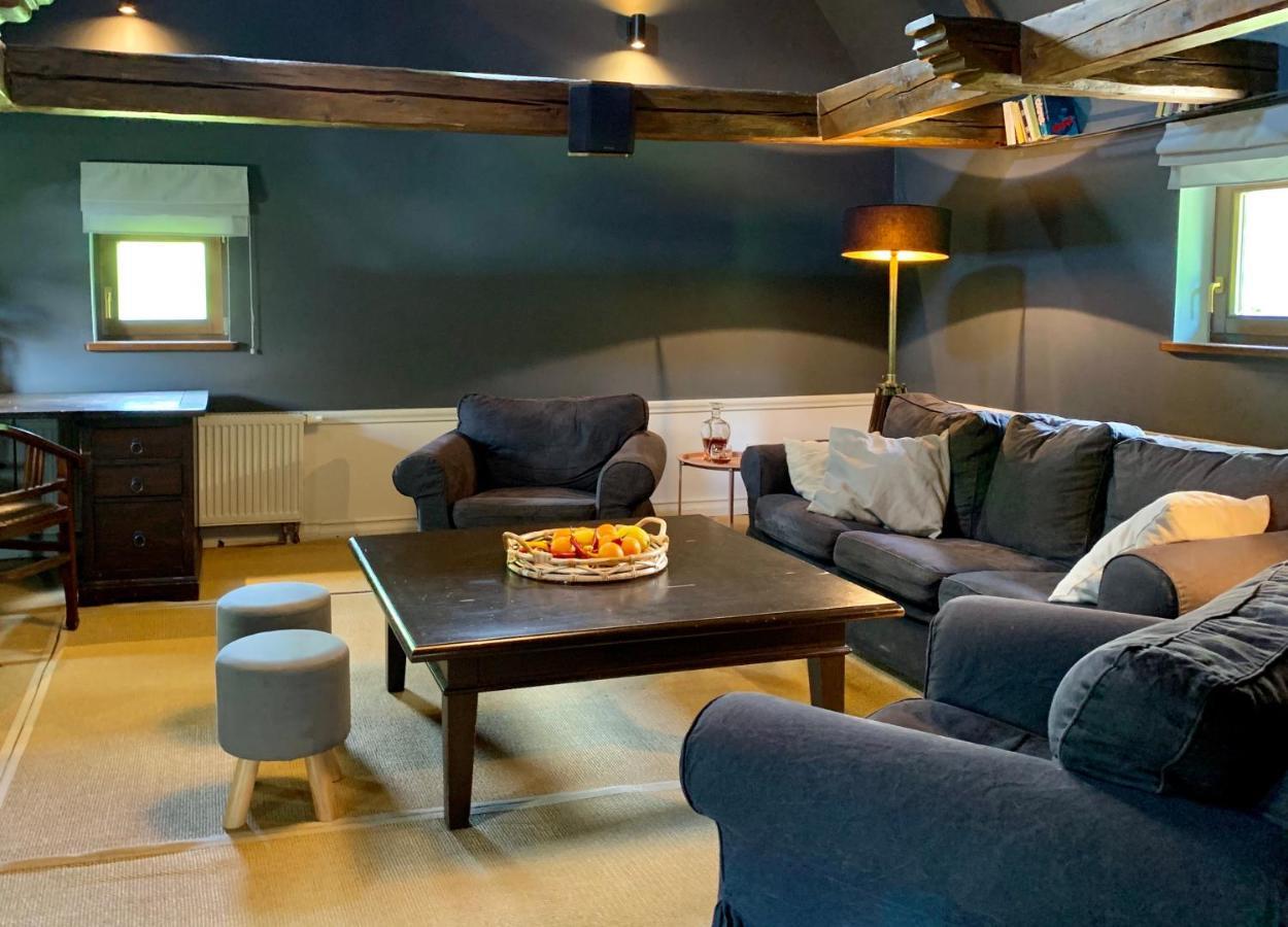 Za Rozowymi Drzwiami Villa Jelenia Gora Ngoại thất bức ảnh